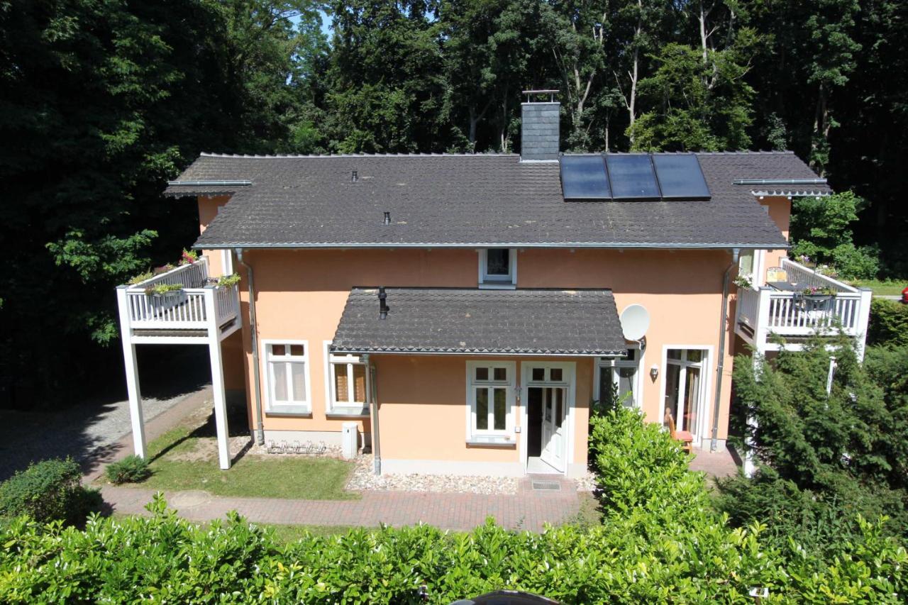 "Haus Am Wald" Strandnah - Fewo Cc ツィノヴィッツ エクステリア 写真